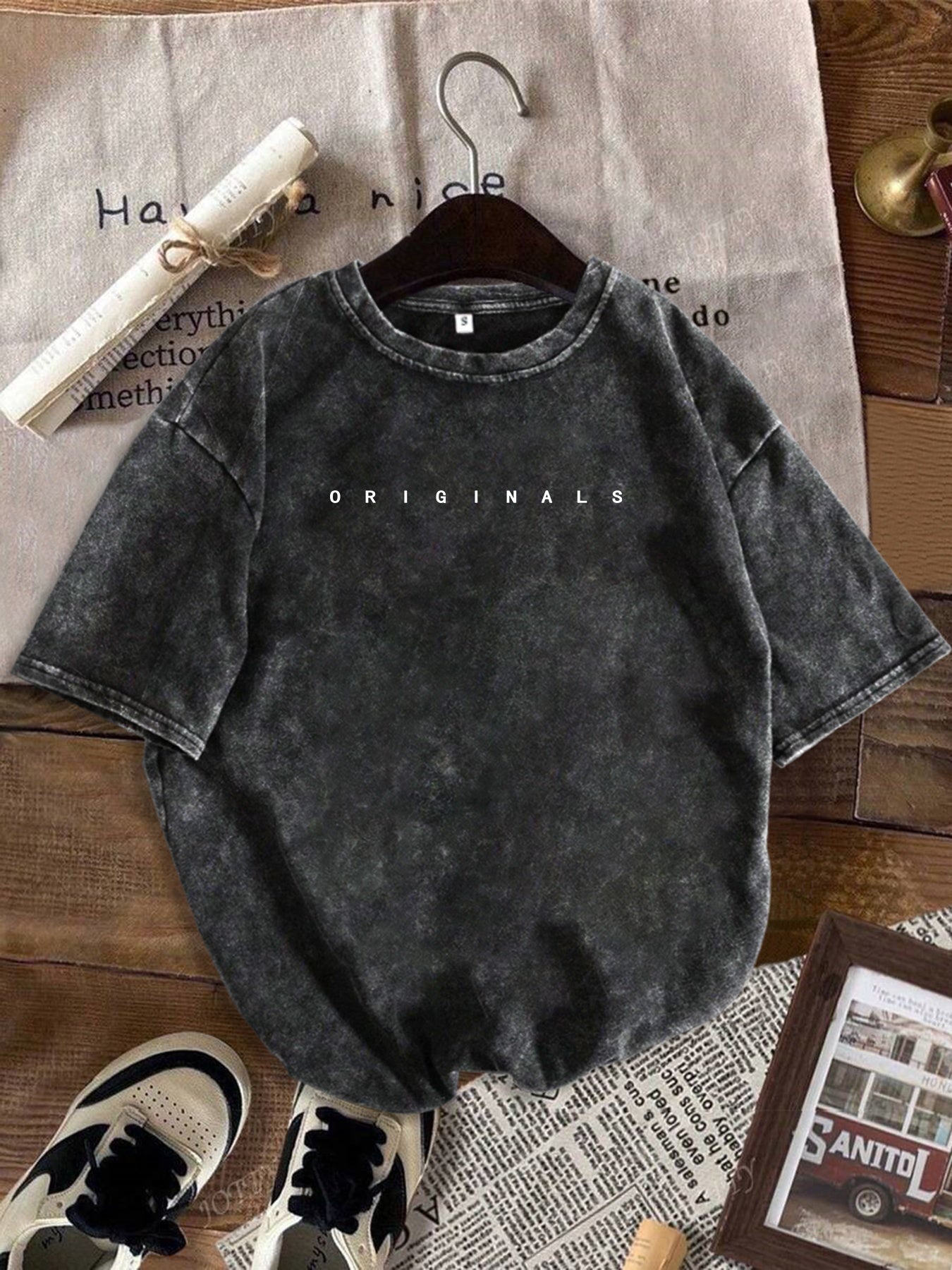 Damen Casual Streetwear T-Shirt mit Jeans-Shorts – Trendiges Freizeit-Outfit für den Sommer
