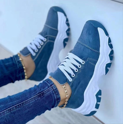 Judith – Runde Halbschuhe mit Keilabsatz für Damen