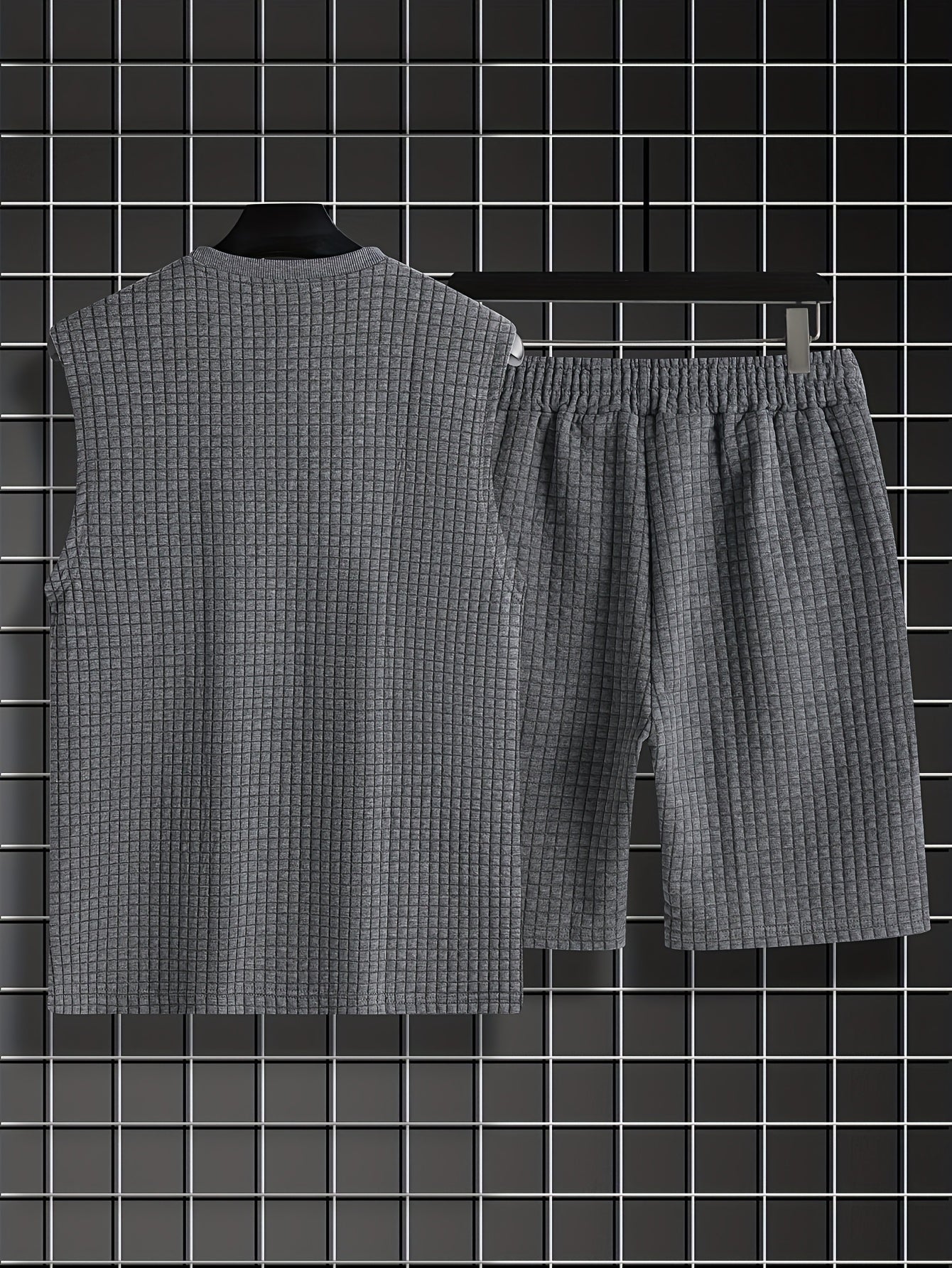 Herren Freizeit Tanktop-Set im modernen Karo-Look – ärmelloses Oberteil und Shorts, ideal für Sommer & Freizeit