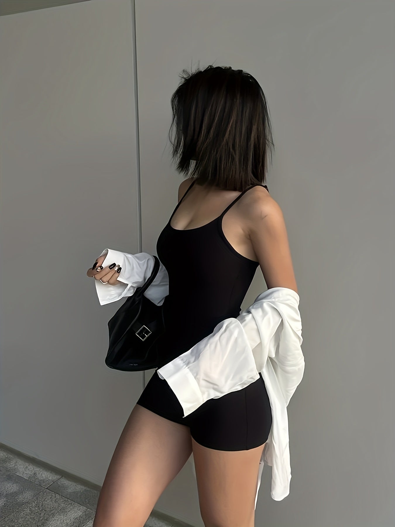 Damen Figurbetonter Jumpsuit mit Spaghettiträgern – Sportlich & Modern