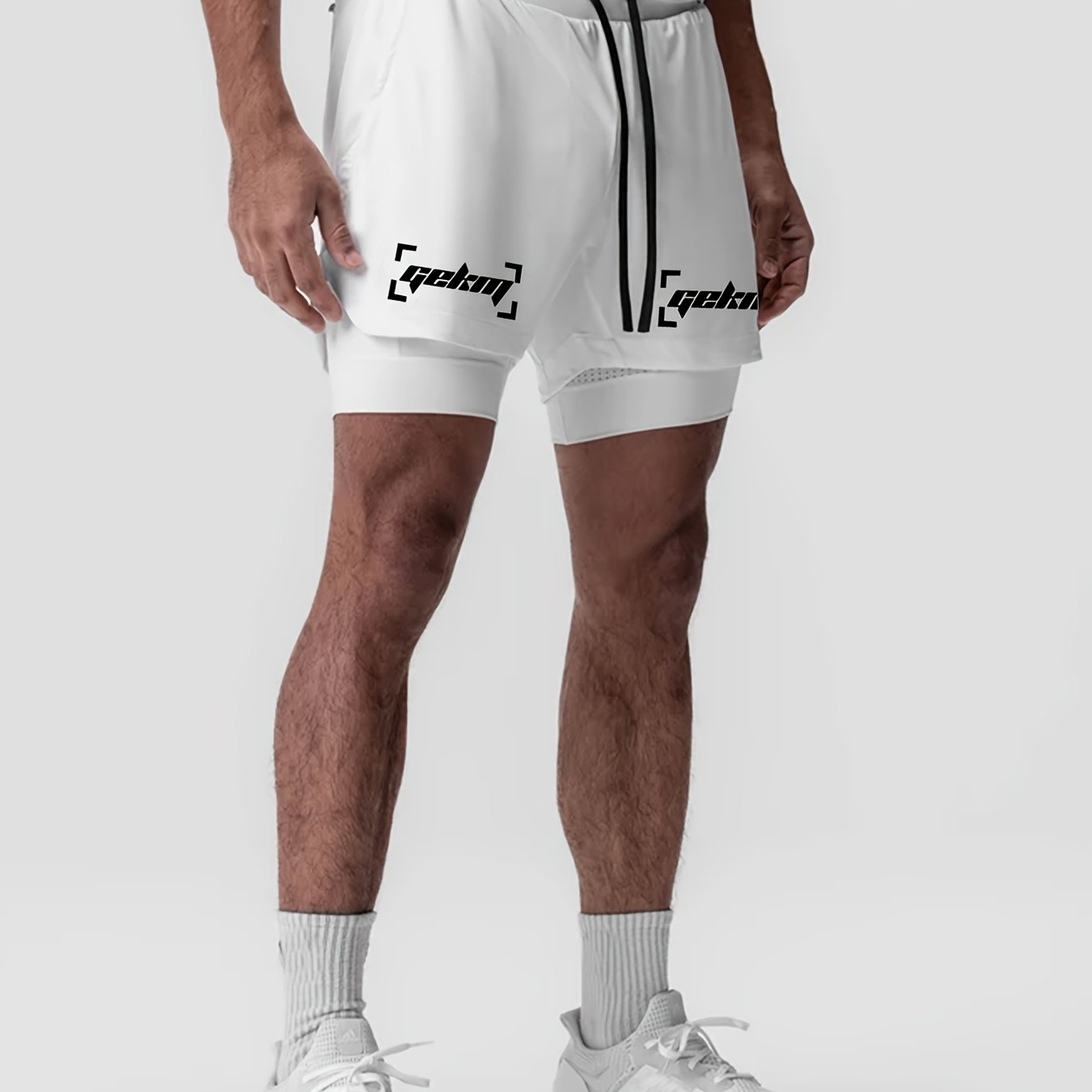 Herren Trainingsshorts mit 2-in-1-Design für Fitness und Sport