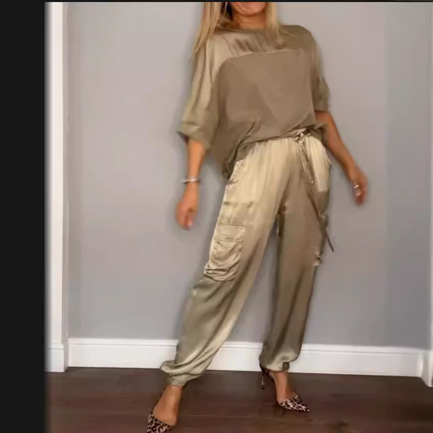 Kimberley – Satin Damen Zweiteiler mit kurzen Ärmeln