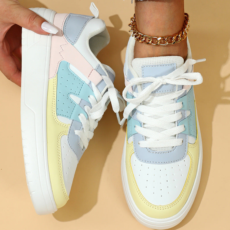 Sarah – Bequeme Damen-Sneaker mit Plateau und Schnürung