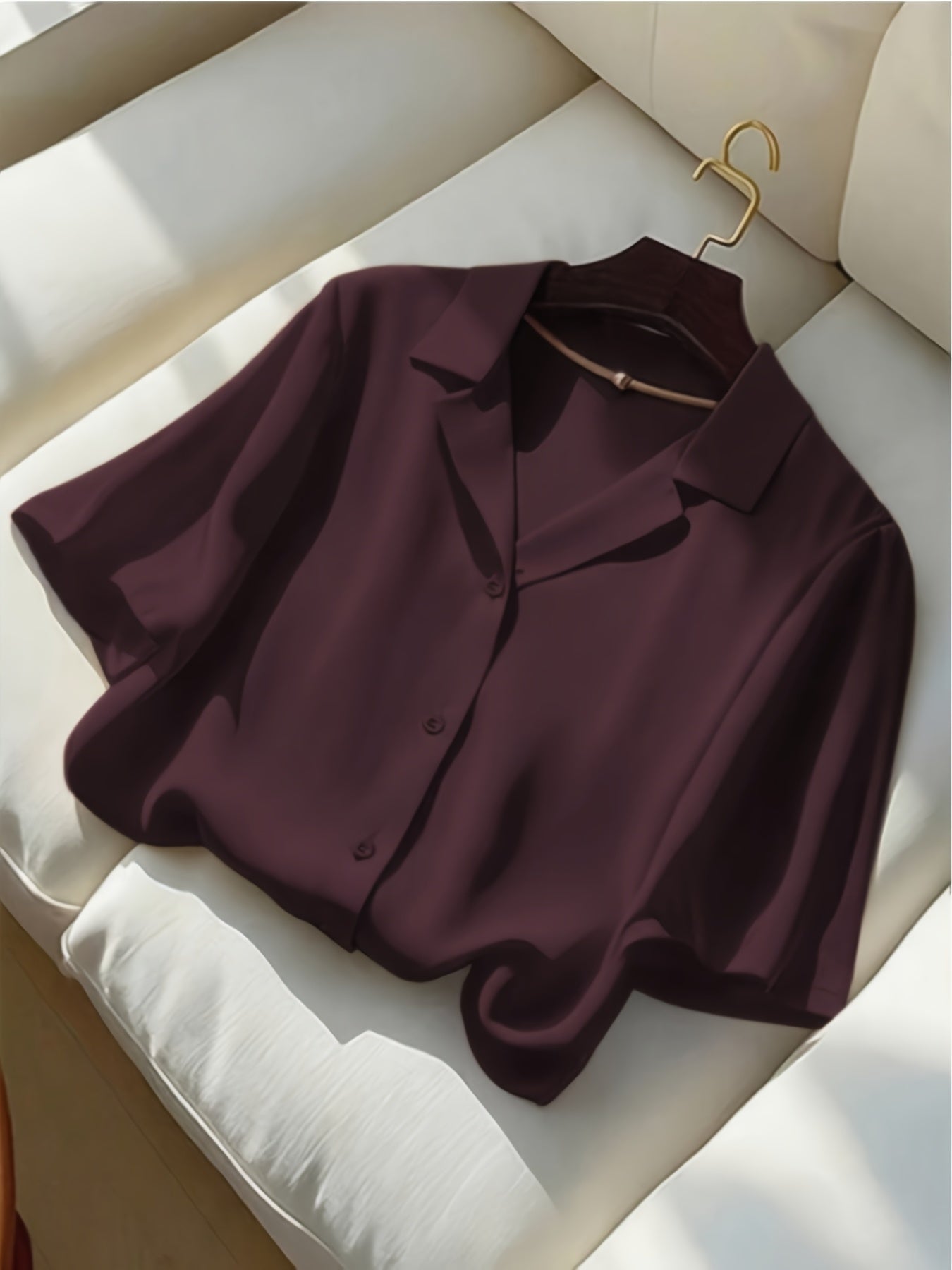 Damen Kurzarm Bluse mit Knopfleiste und klassischem Kragen – Eleganter Freizeit- und Business-Look