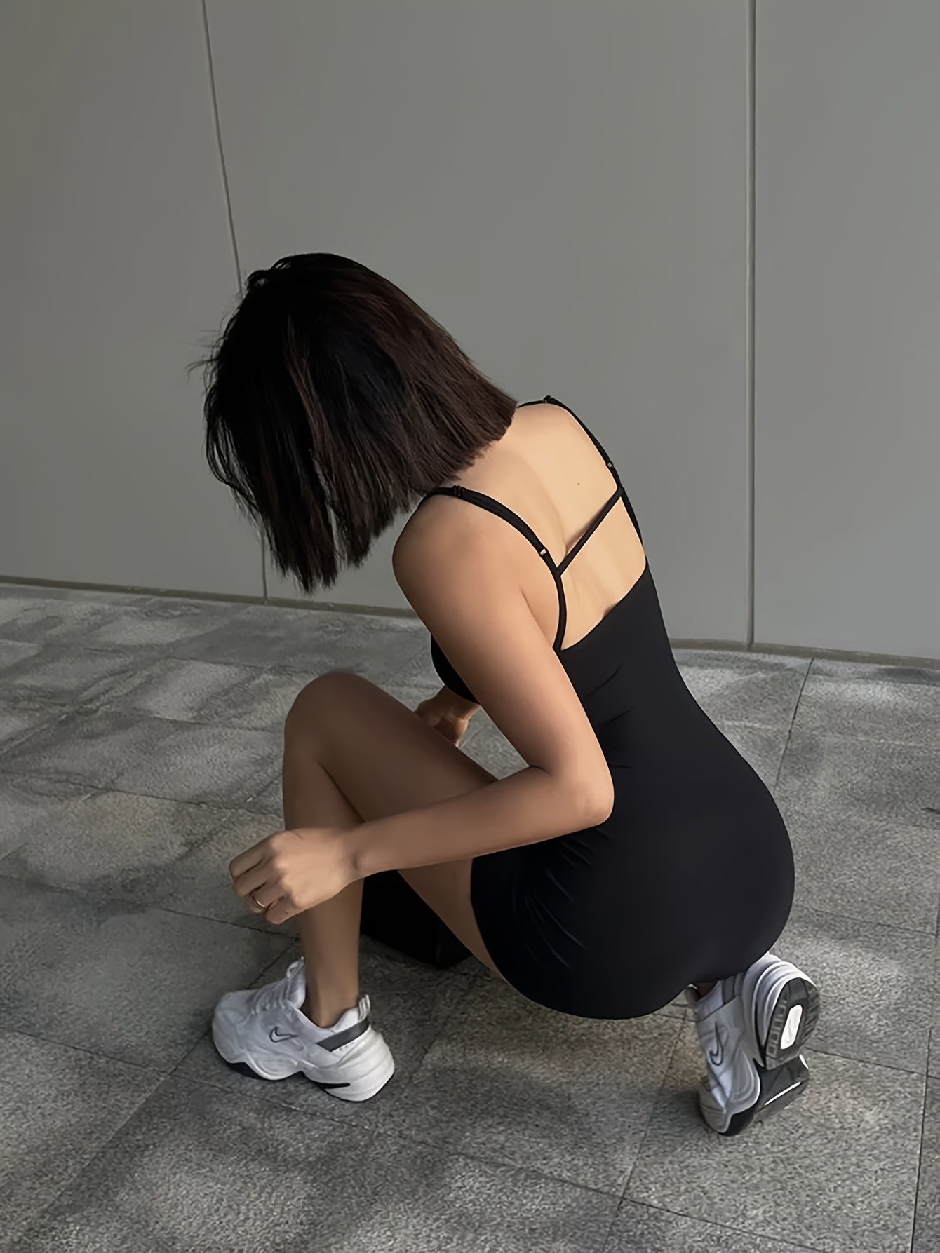 Damen Figurbetonter Jumpsuit mit Spaghettiträgern – Sportlich & Modern