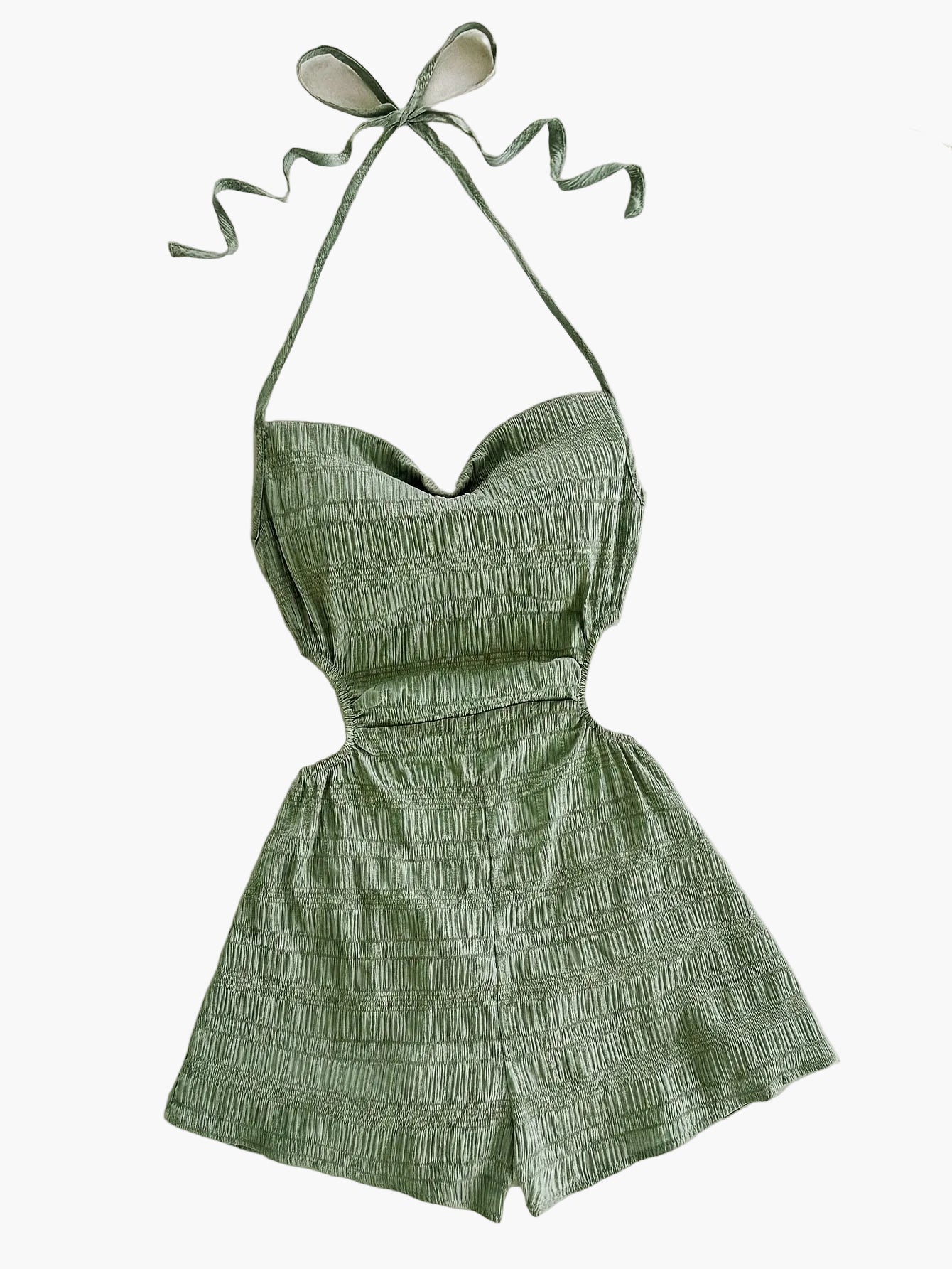 Damen Jumpsuit mit Neckholder und Cut-Outs – Modischer Einteiler für Urlaub & Sommer