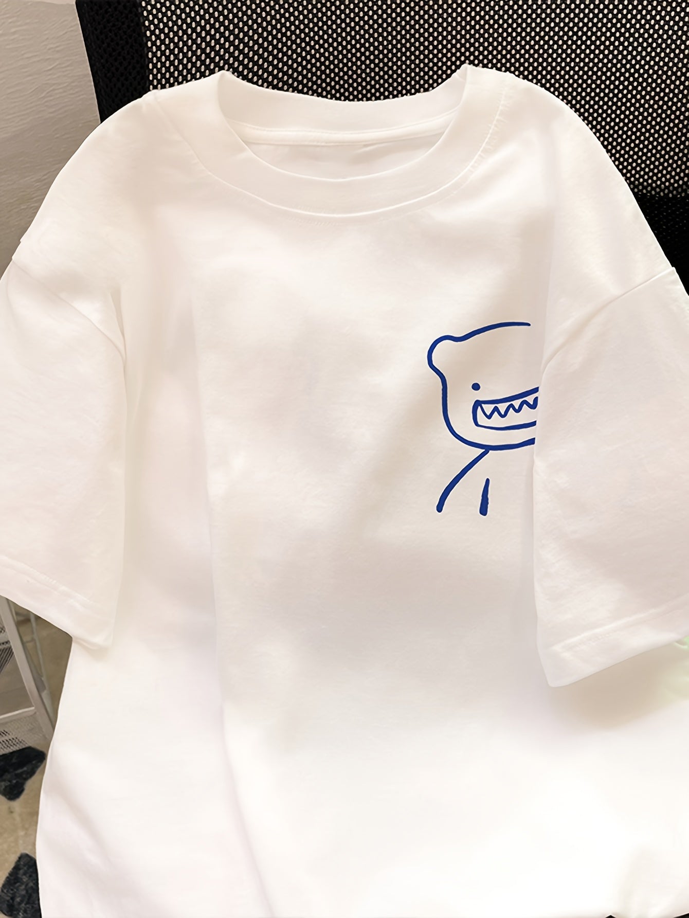 Herren Oversize T-Shirt mit künstlerischem Bärenmotiv und modernem Streetwear-Stil