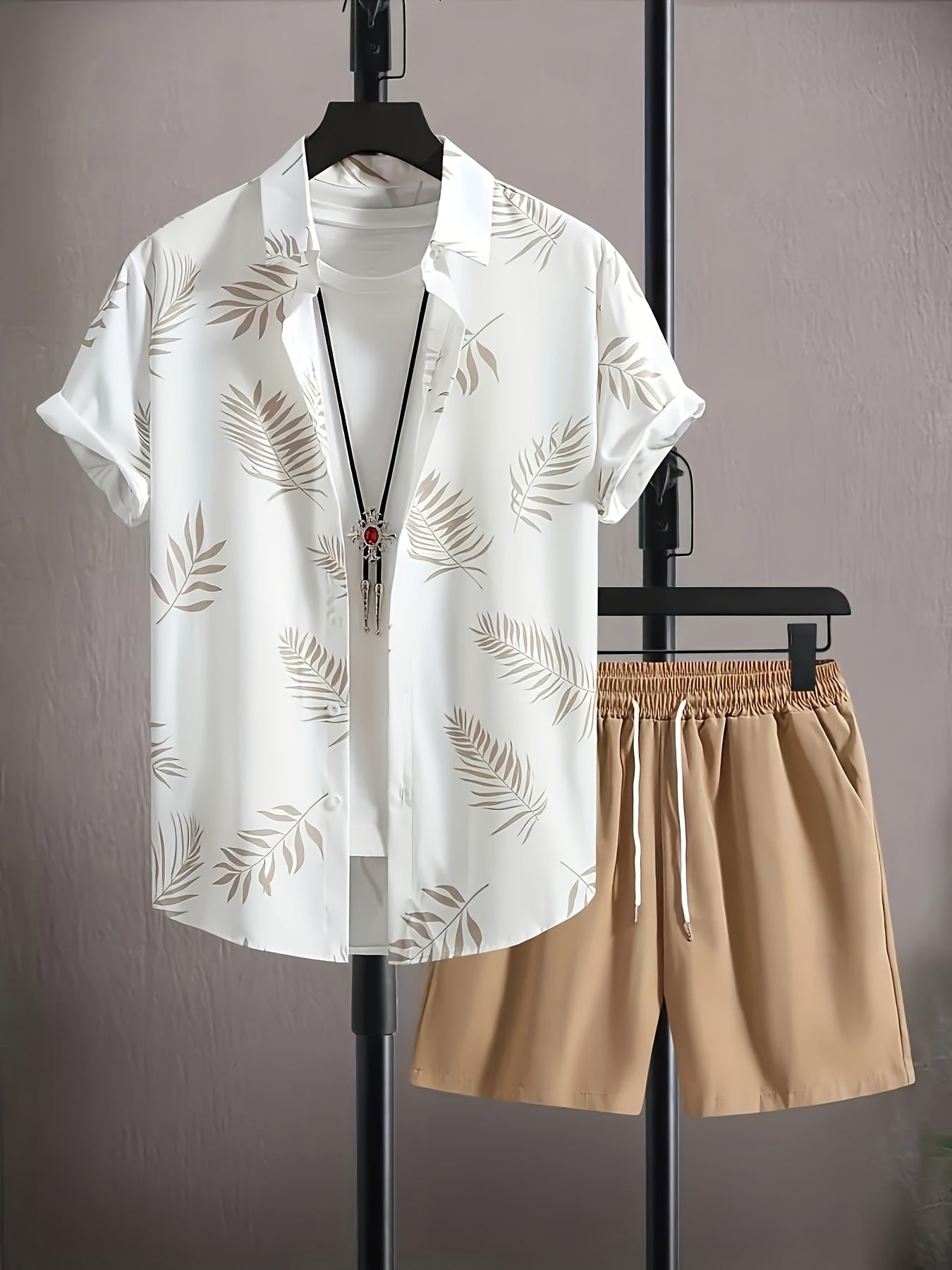 Herren Sommer Set – Tropisches Freizeit Outfit mit Hemd und Shorts, Ideal für Urlaub und Alltag