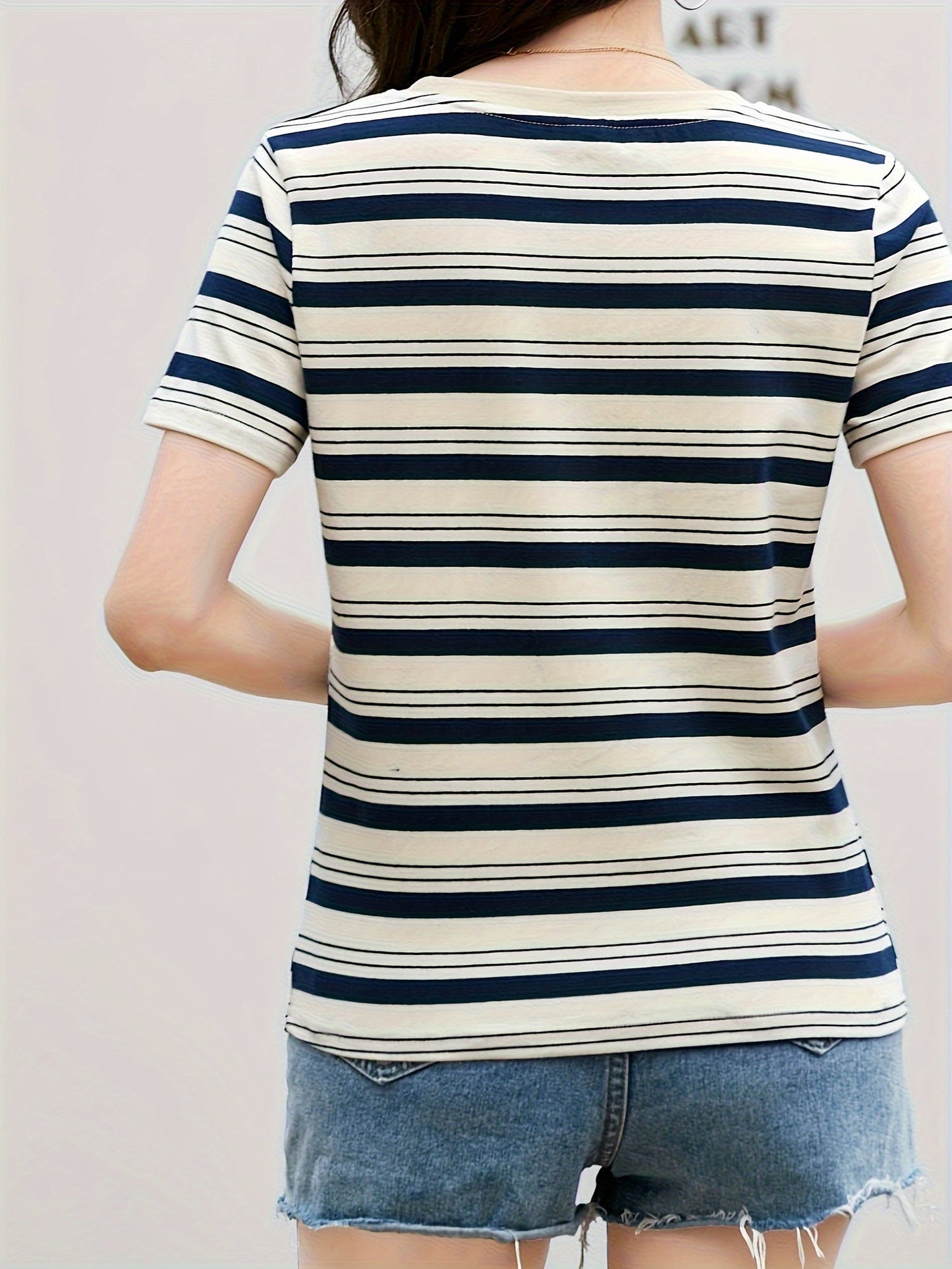 Damen Gestreiftes Casual T-Shirt mit Rundhalsausschnitt – Zeitloses Basic für Alltag und Freizeit