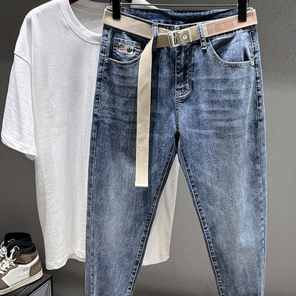 Herren Jeans im modernen Streetwear-Stil mit Gürtel – Lässige Denim-Hose für Alltag und Freizeit