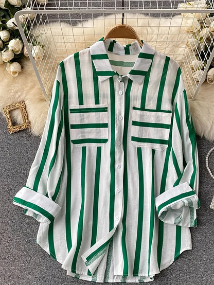 Damen Streifen-Bluse im klassischen Hemd-Stil – Modisches Freizeit- und Büro-Outfit