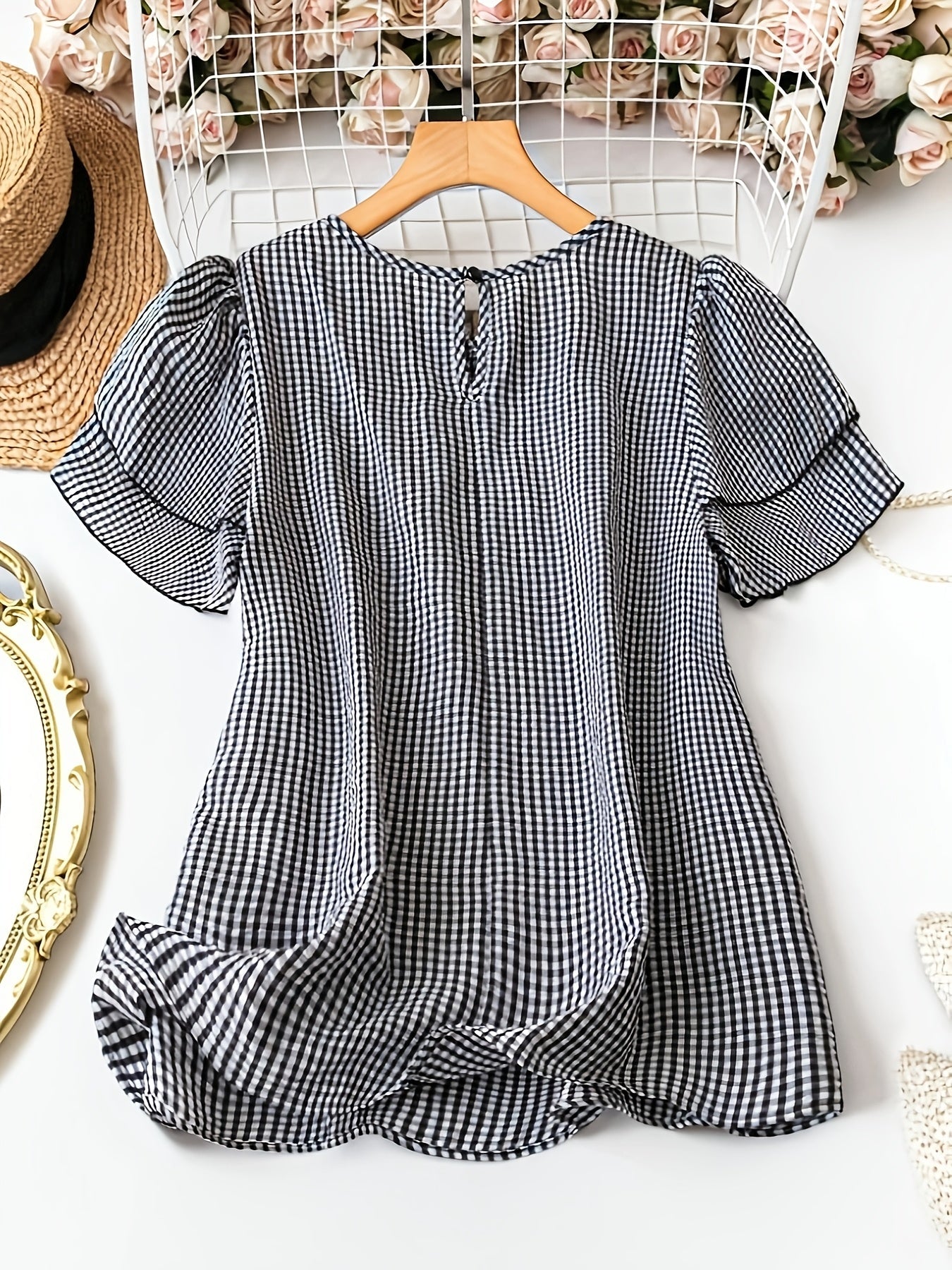 Damen Polka Dot Bluse mit Smok-Detail und Kurzarm – Eleganter Sommer-Look für Alltag & Freizeit