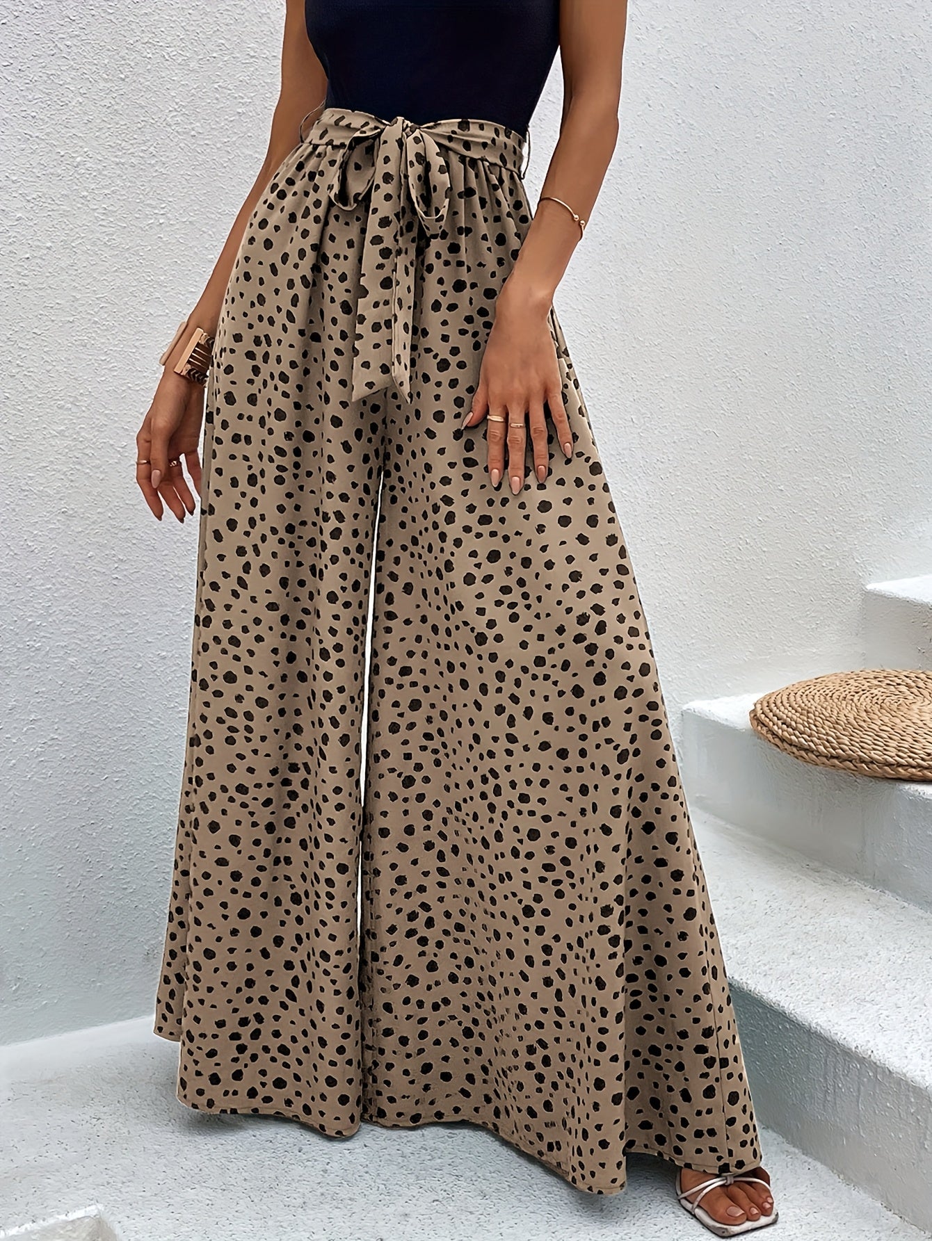 Damen Elegante Weite Hose mit Punktemuster und Bindegürtel – Perfekt für Freizeit und Sommer