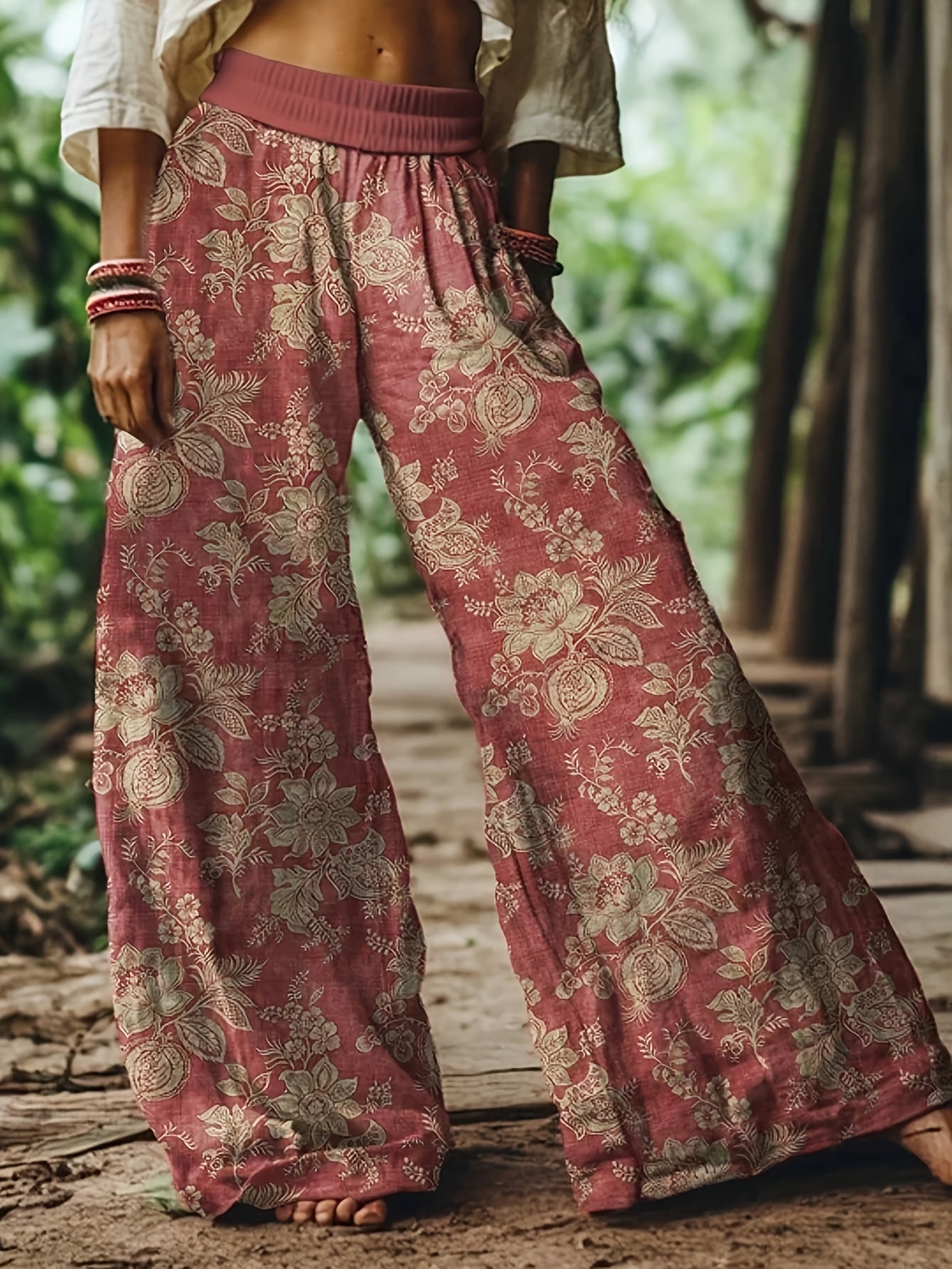 Damen Weite Freizeithose mit Blumenmuster – Boho Stil, Ideal für Frühling und Sommer