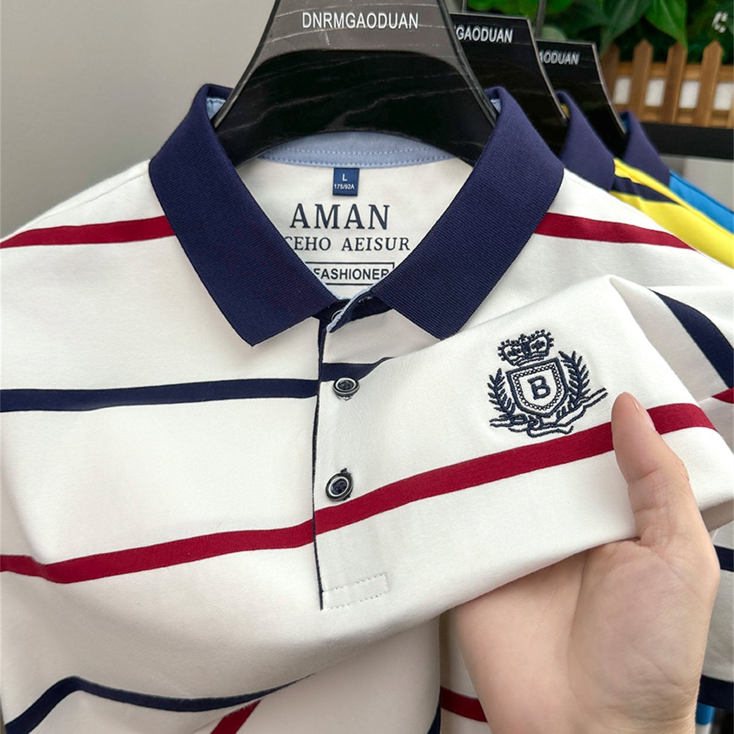 Herren Polohemd mit Streifen und Stickerei – Klassischer Freizeitstil