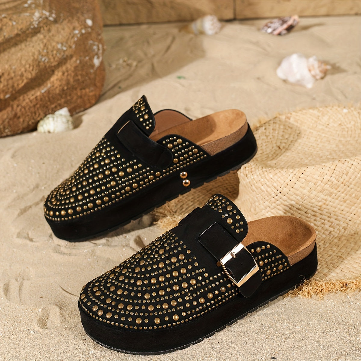 Damen Plateau Clogs mit Nieten für modische Freizeitlooks