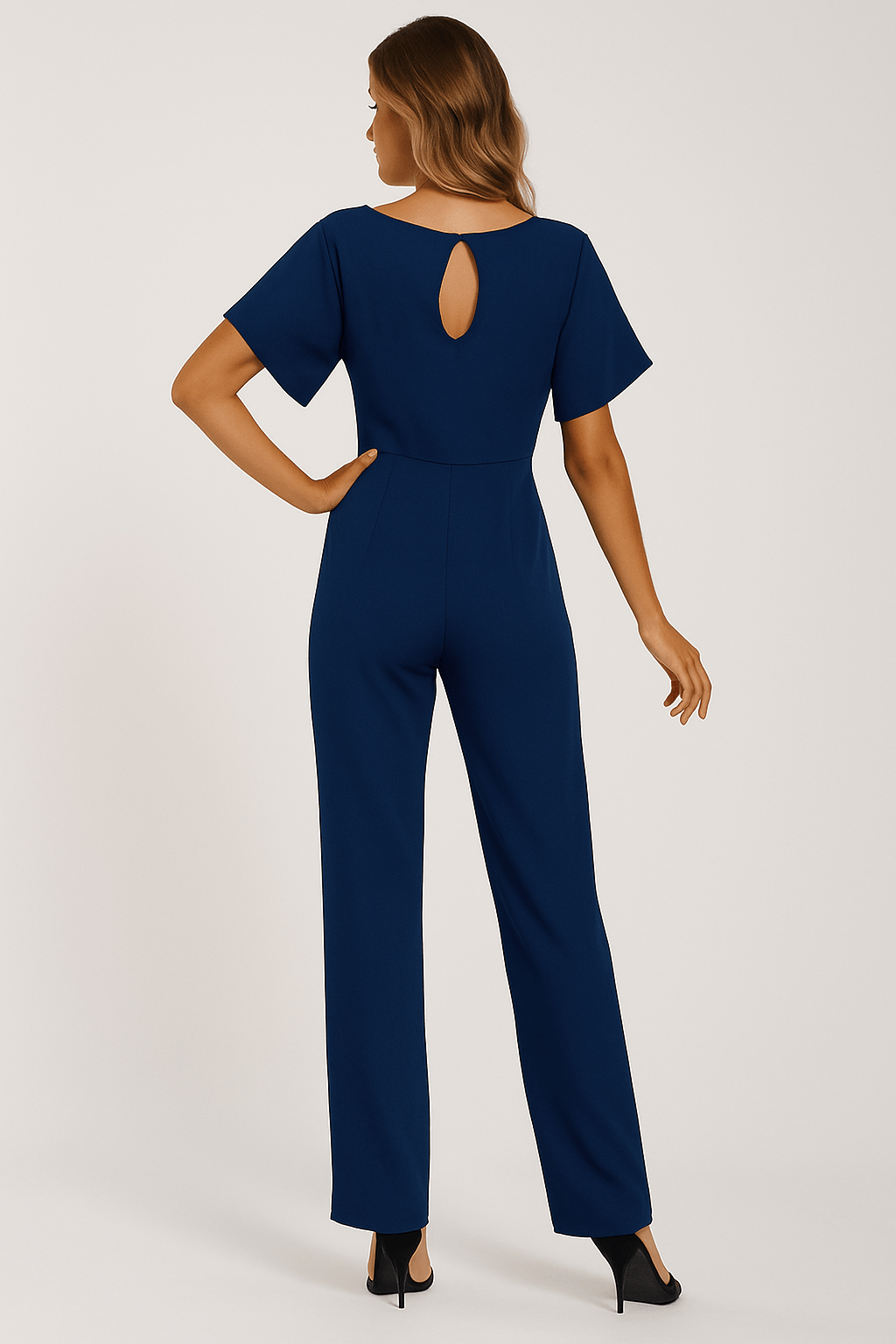 Damen Jumpsuit mit Bindegürtel – Eleganter Overall für Alltag und besondere Anlässe