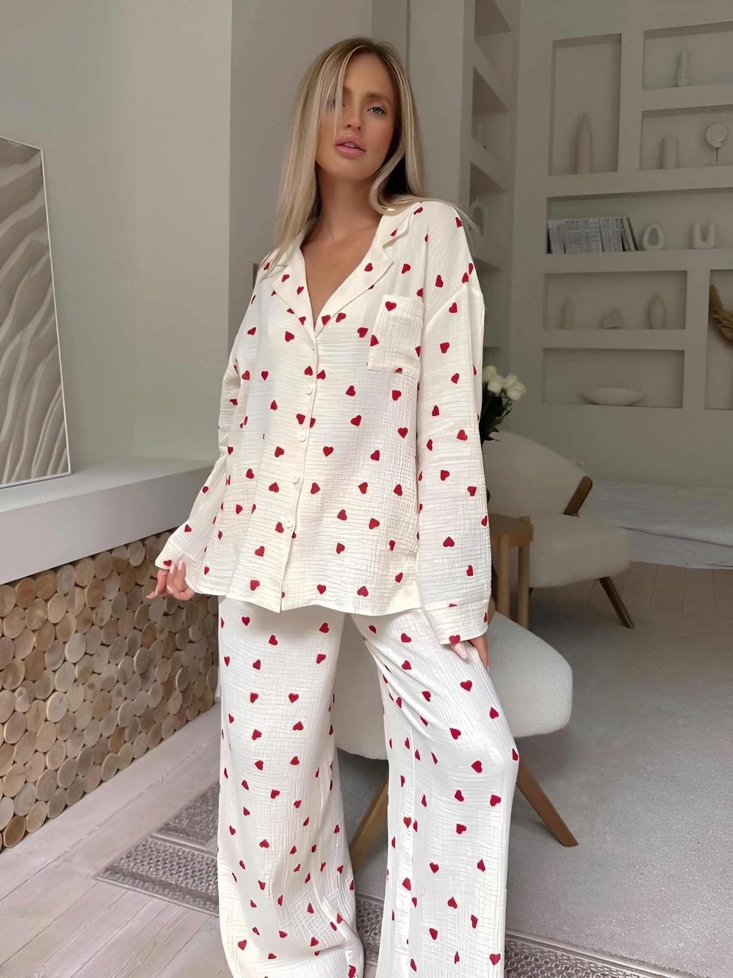 Damen Pyjama Set mit Herzmuster – Stilvolles Schlafanzug-Set für gemütliche Nächte