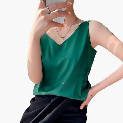 Damen Top mit V-Ausschnitt – Eleganter, Minimalistischer Style für Alltag und Büro